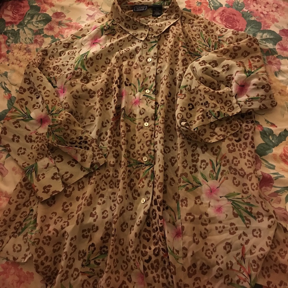 Leopard floral side slit shirt