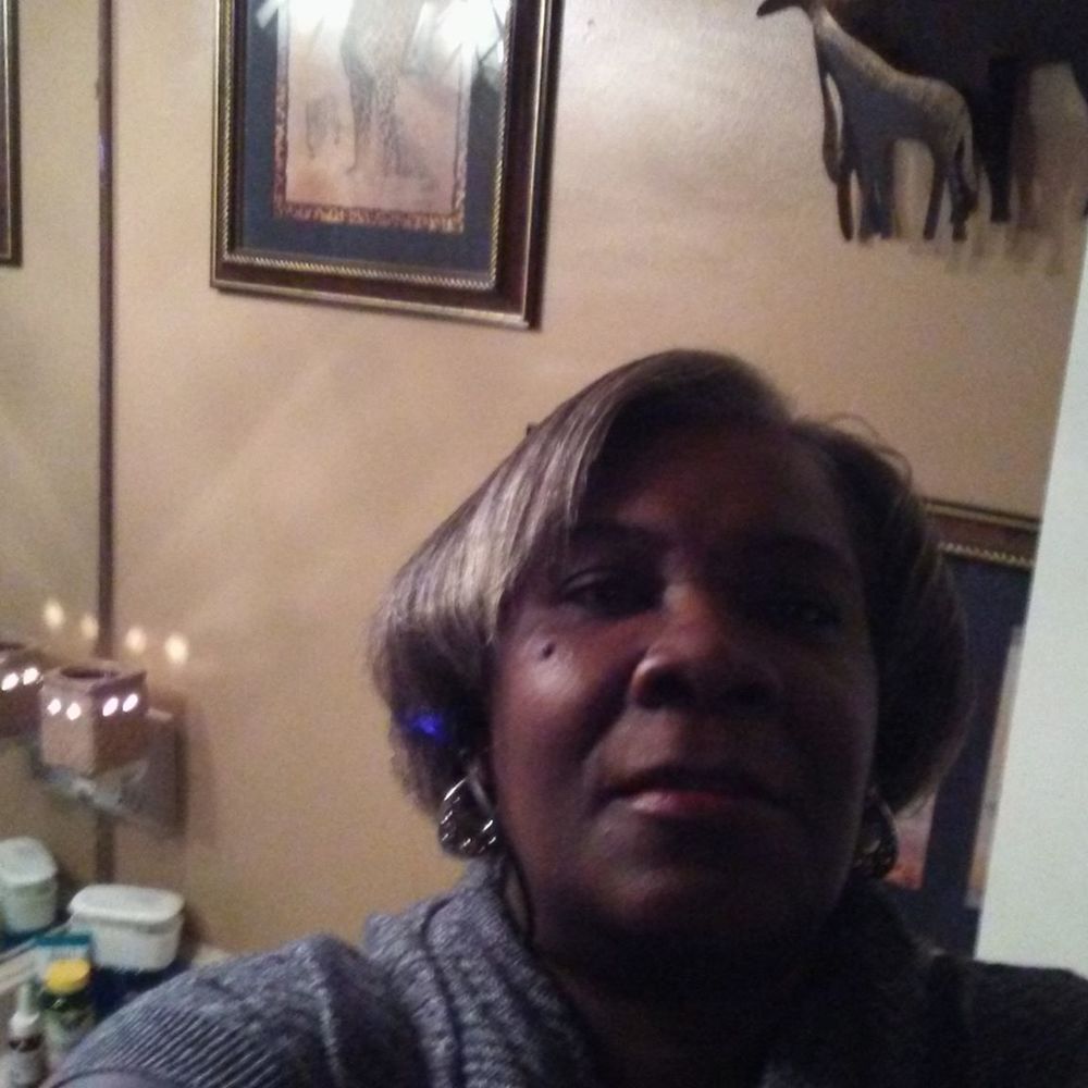 Meet your Posher, Louvonia