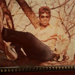 Meet your Posher, Jeannette