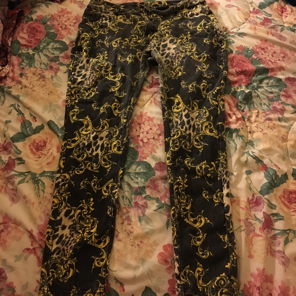 Detailed stretchy pants