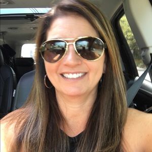 Meet your Posher, Genile