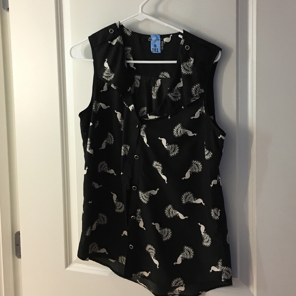Asks peacock sleeveless top