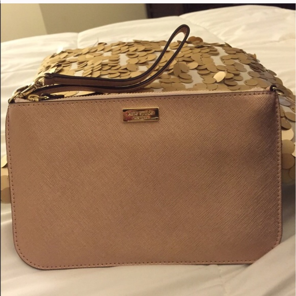 Kate Spade Wrislet✨