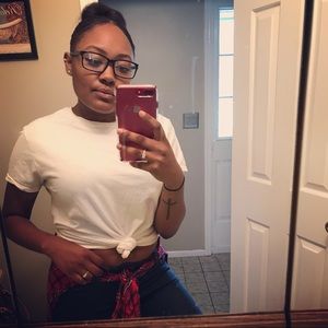 Meet your Posher, Sade