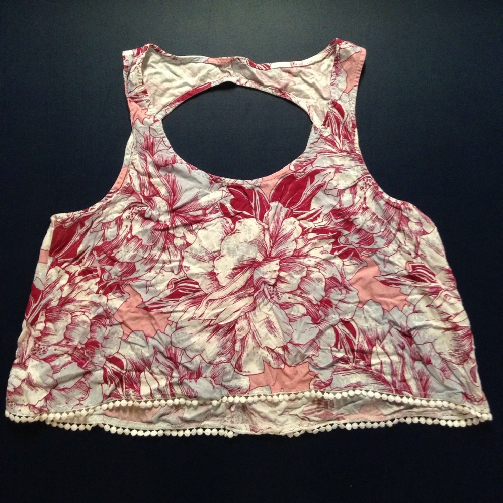 XL Floral sleeveless croptop with back cutout
