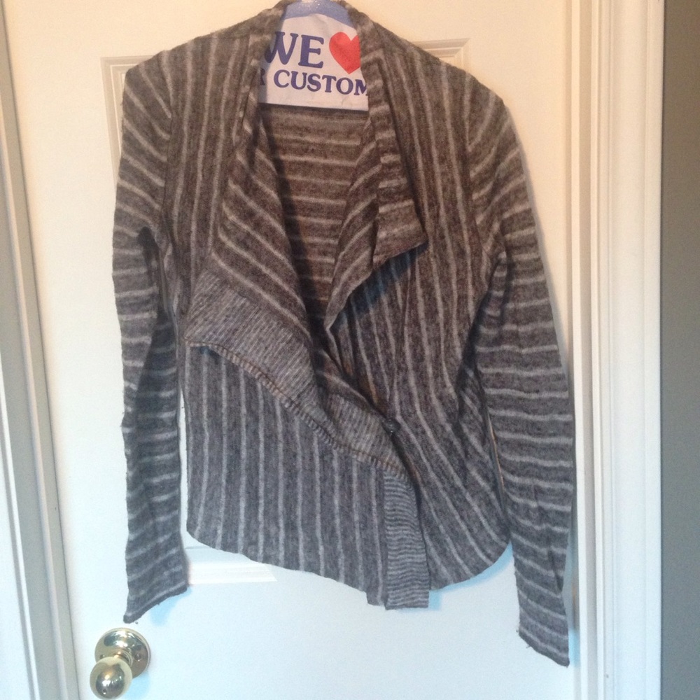 Grey striped sweater asymmetrical