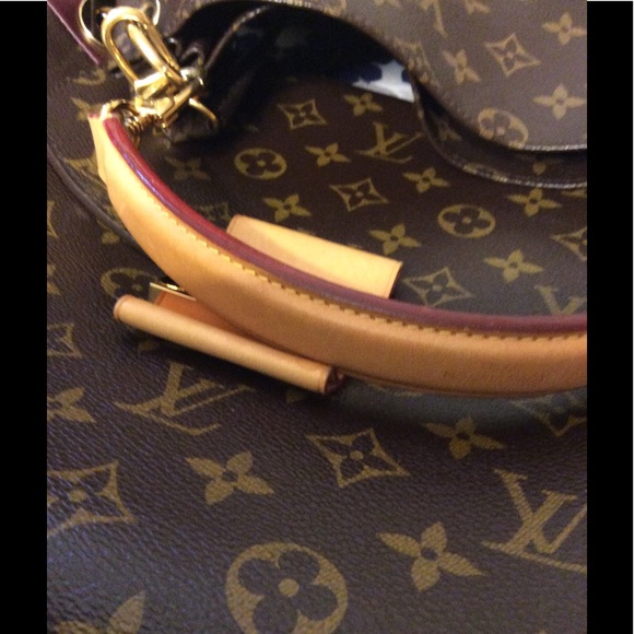 Authentic Louis Vuitton Metis Hobo - Picture 7 of 8