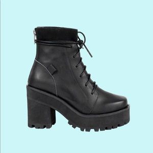 UNIF Reverb Boot size 7