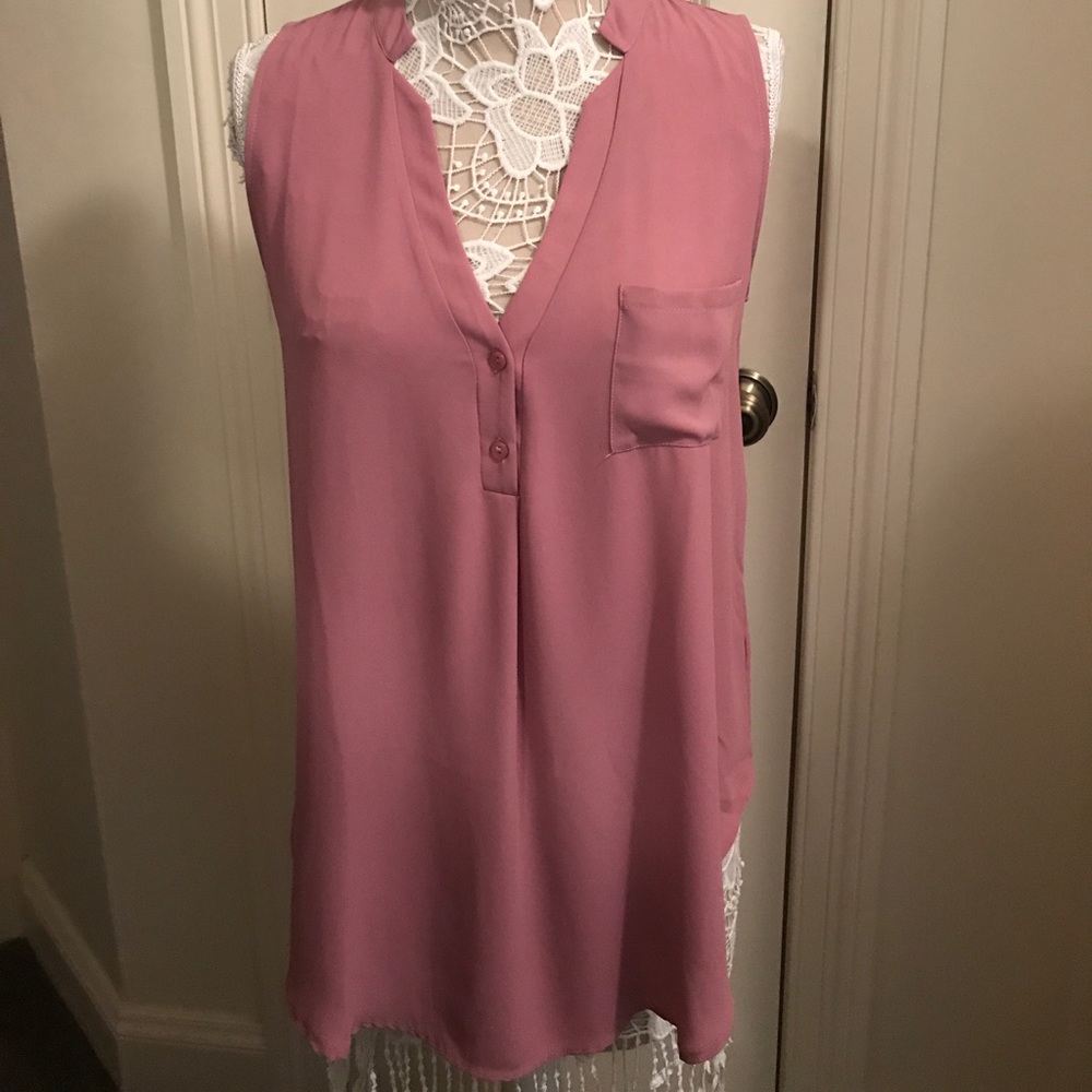 Lush Medium top