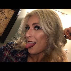 Meet your Posher, Isabelle