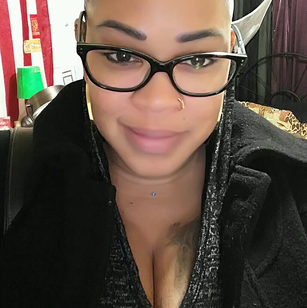 Meet your Posher, Karlana