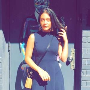 Meet your Posher, Deborah