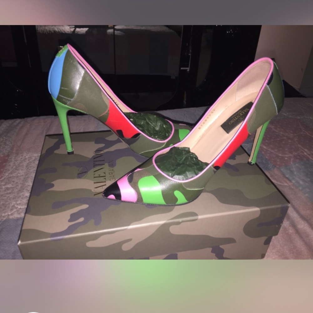 Valentino psychedelic camo limited edition