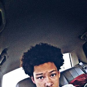 Meet your Posher, Zach