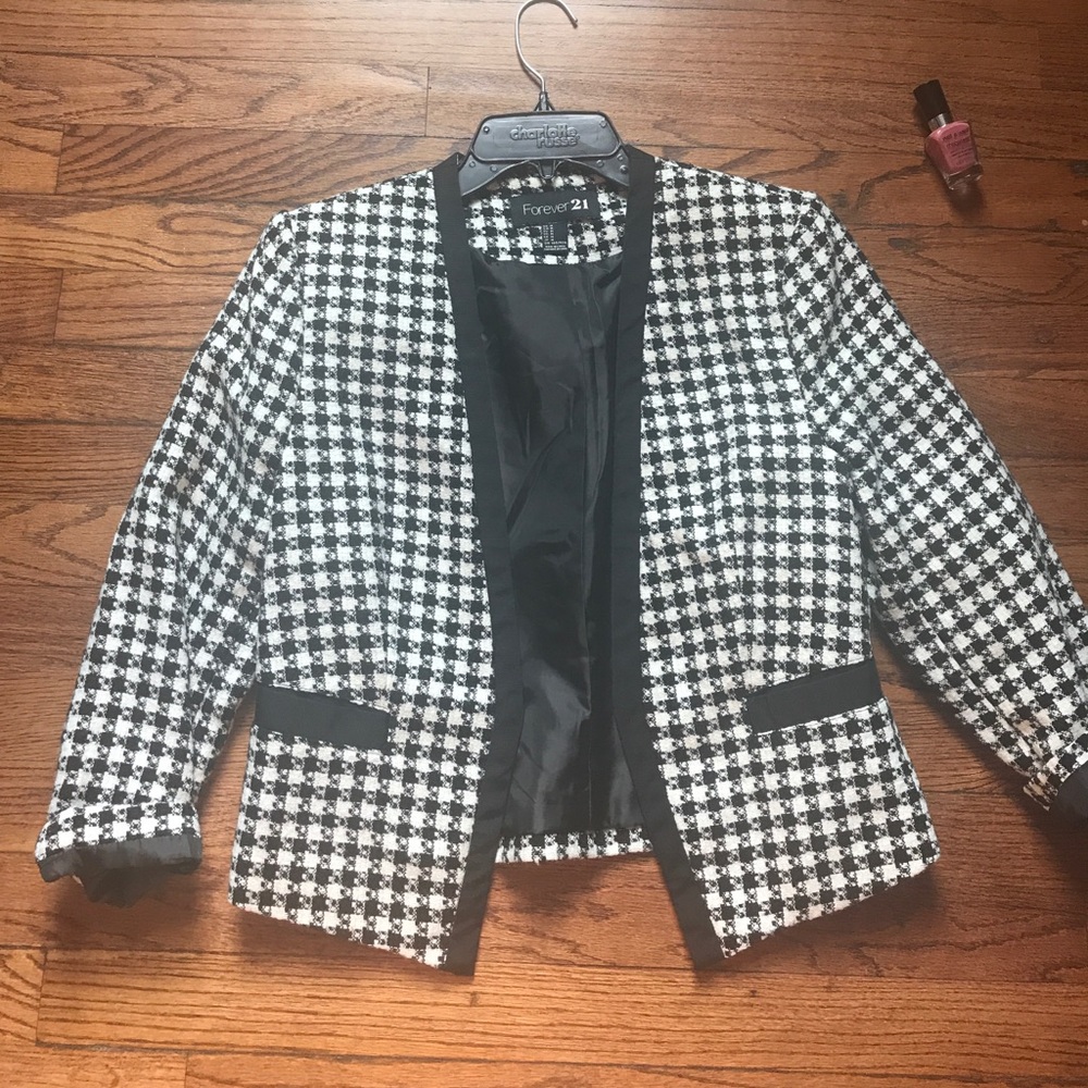 Forever21 black and white checkered blazer