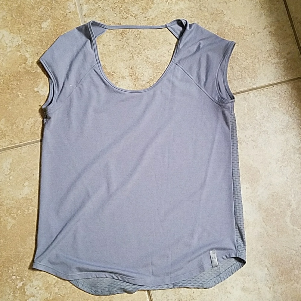 Under Armour Top
