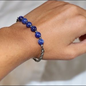 ADORABLE Vintage Beaded Blue Bracelet