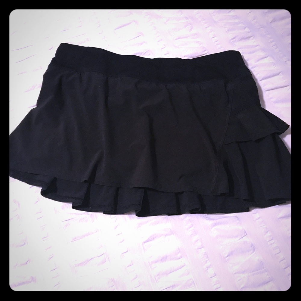 Size 8 lulu pace setter skirt