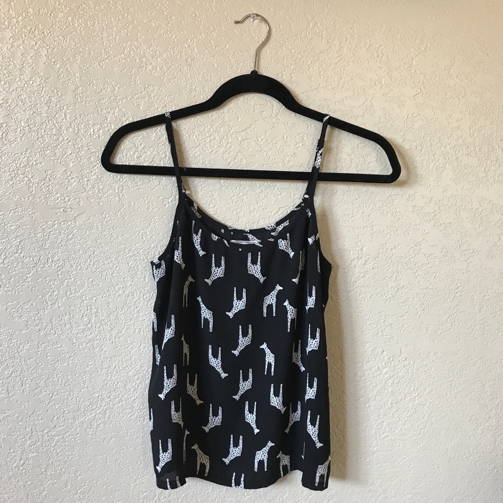 giraffe tank. size small. euc. $8.