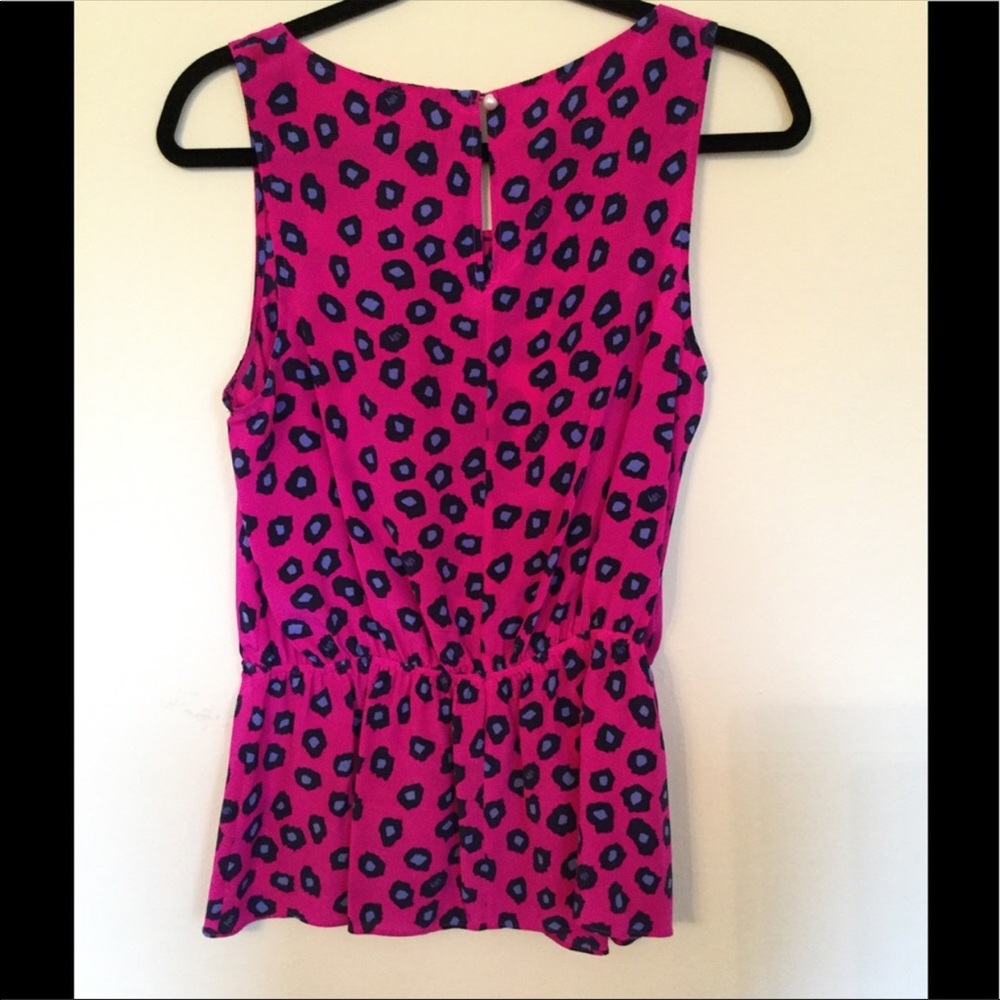 Lilly Top Size Medium. - image 2