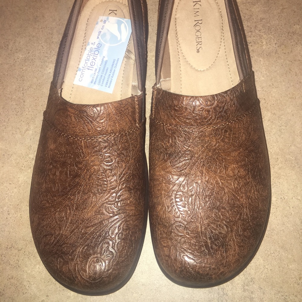 Kim Rogers flats