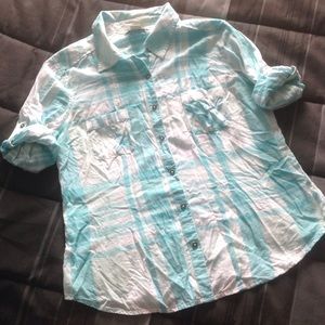 Light weight button up shirt