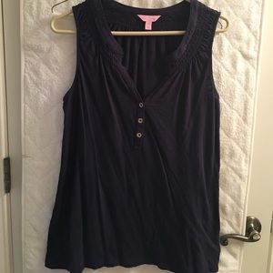 Lilly Pulitzer Navy Essie Top!