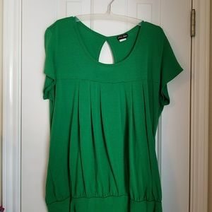 Kelly Green top with keyhole neck