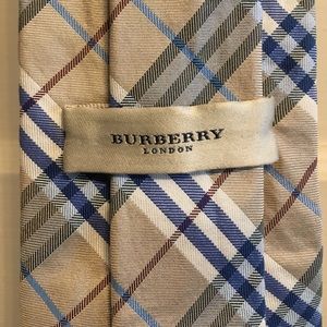 Burberry tie