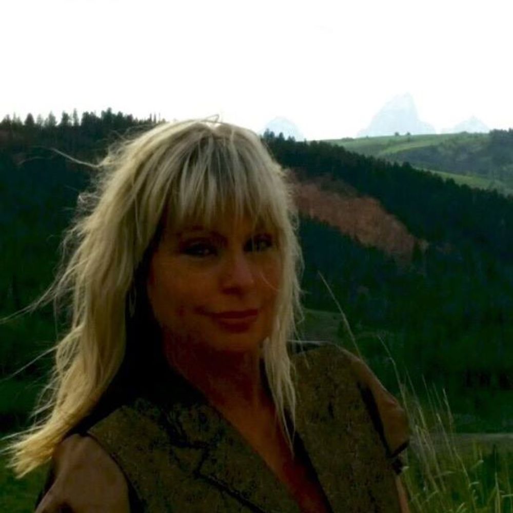 Meet your Posher, Melanie