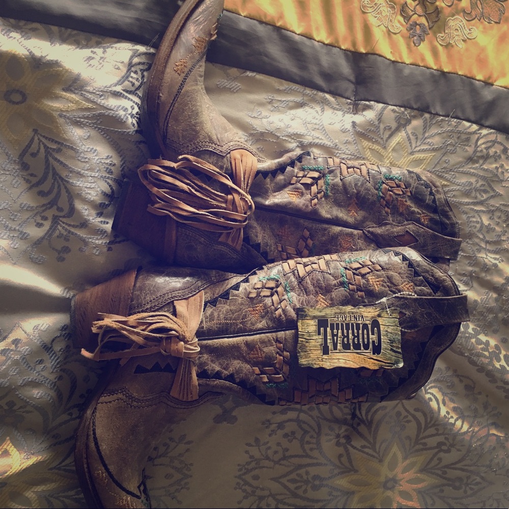 Brand New Ladies Corral boots