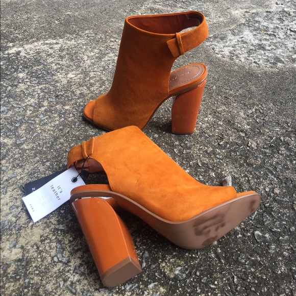 Zara Suede Ankle Bootie - Picture 3 of 4