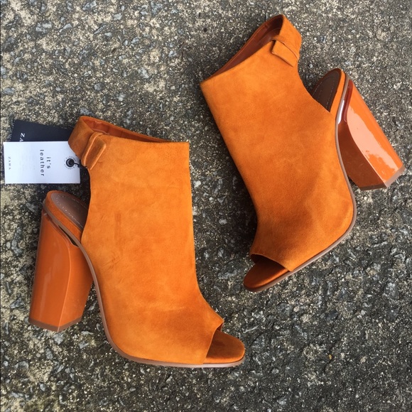 Zara Suede Ankle Bootie - Picture 4 of 4