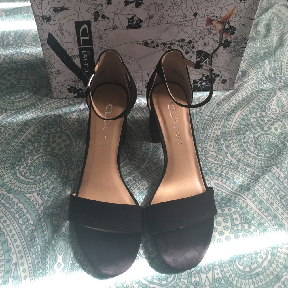 Brand New Chinese Laundry Chunky Heels