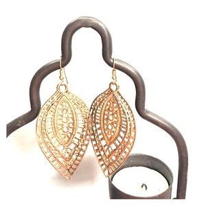 Gold detailed bohemian earrings!