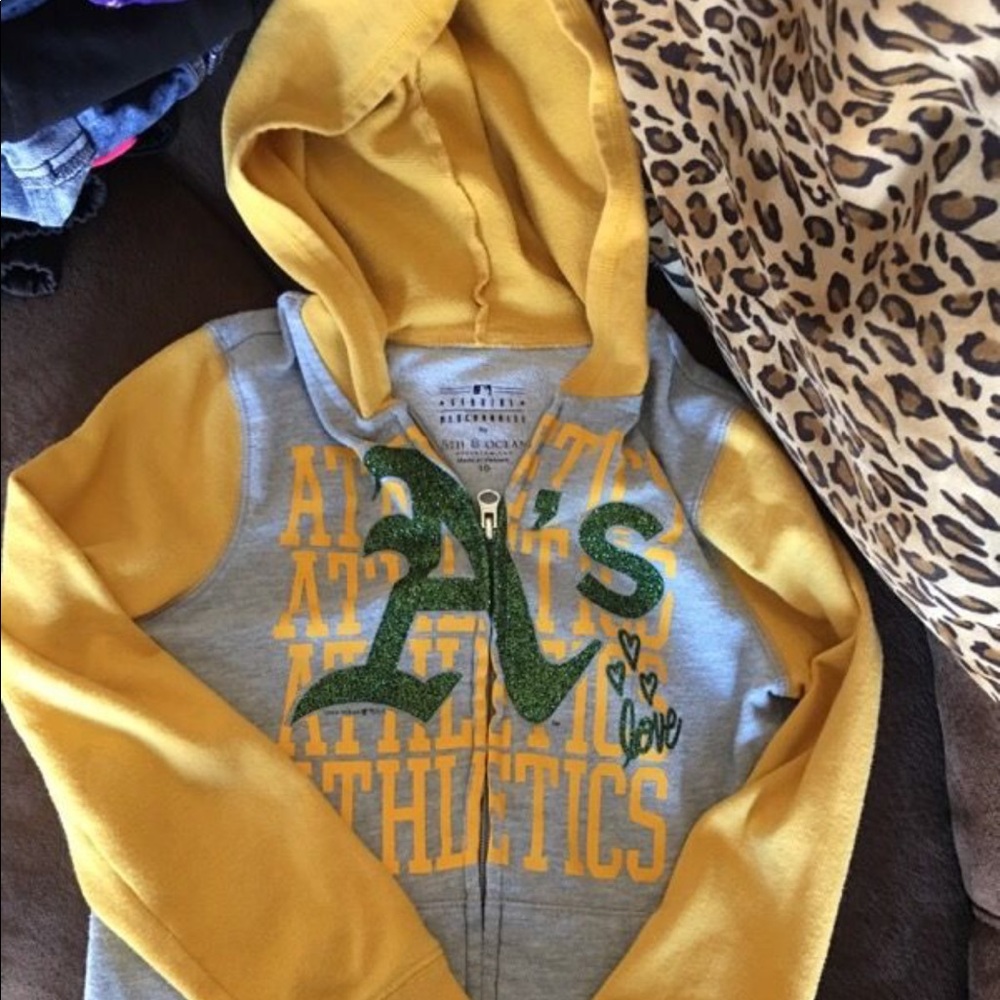 5th and ocean A's zip up hoodie size KIDS 10