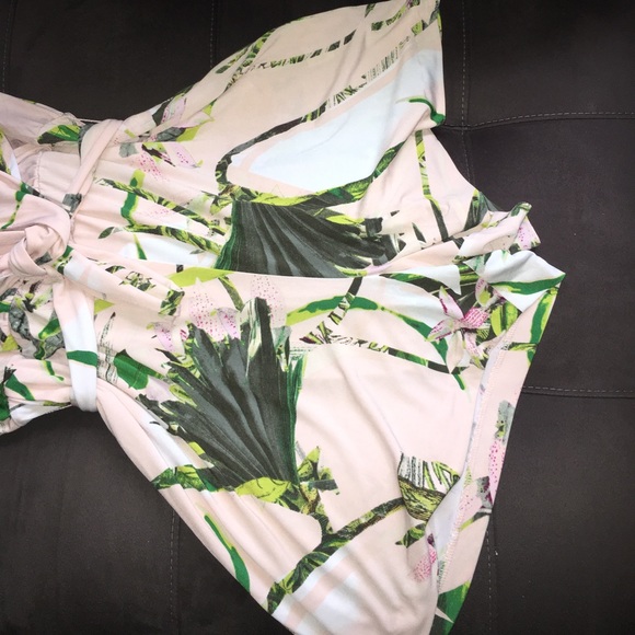 ROMPER - Picture 2 of 3