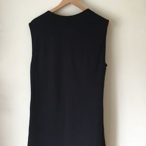 Everlane cotton muscle tank.