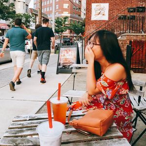 Meet your Posher, Helen