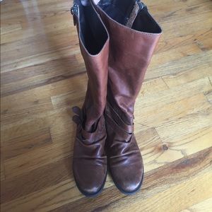 STEVE MADDEN brown leather knee high boots