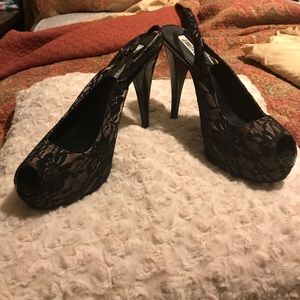 Jennifer Lopez Heels