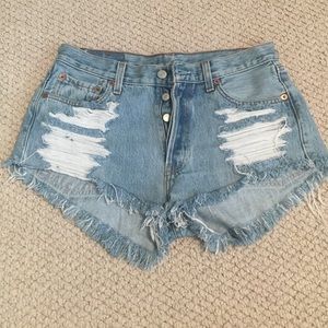 LEVI Denim Shorts