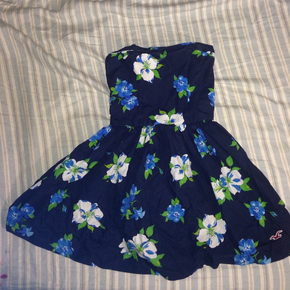 HOLLISTER Small Strappless Dress