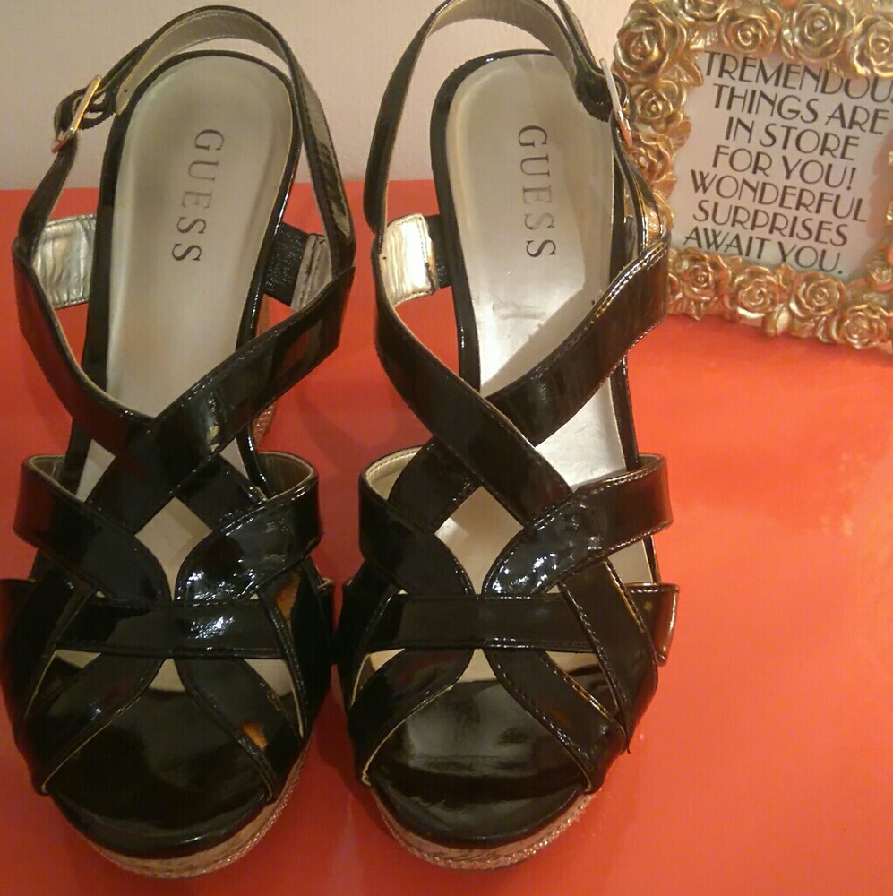 Guess wedge heels sandals