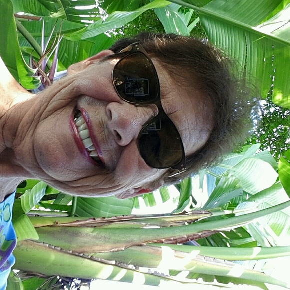 Meet your Posher, Eleanor - Picture 1 of 1