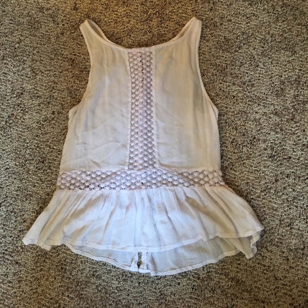 WHITE TANK TOP - LIKE NEW