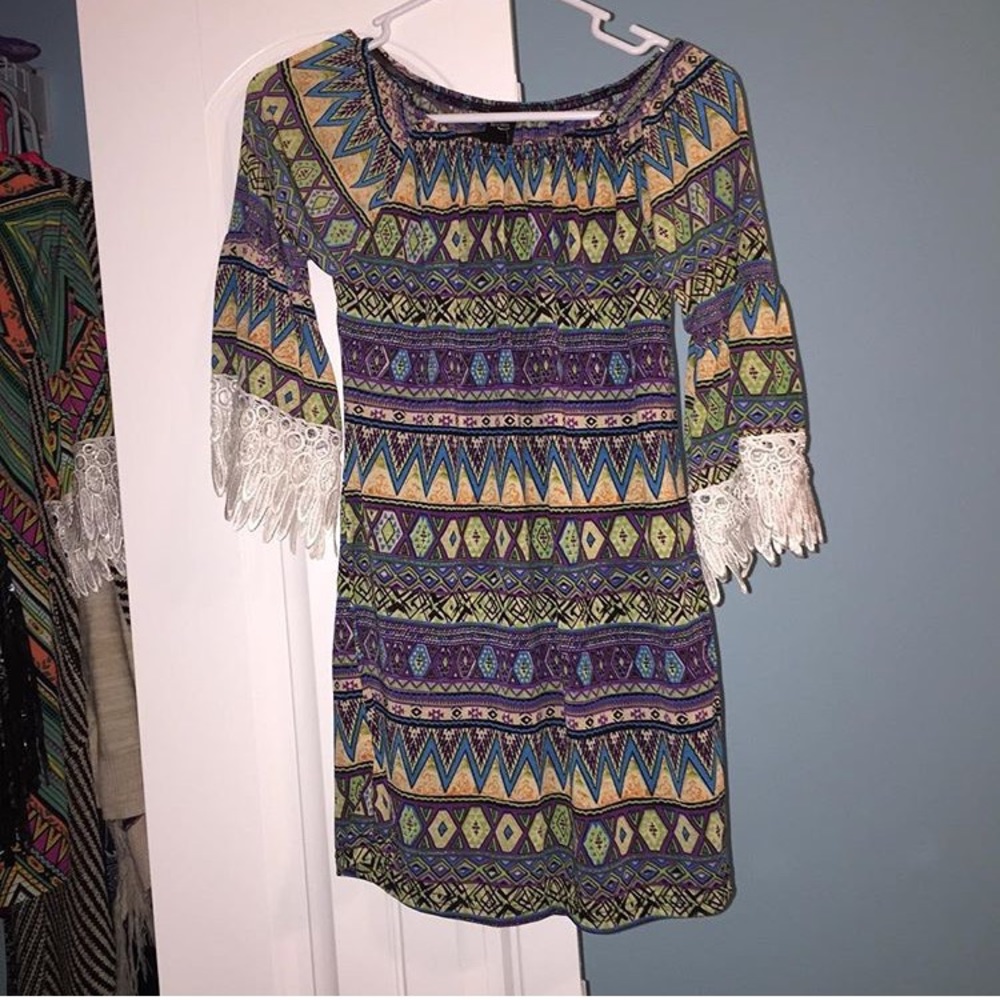 3/4 sleeve blouse with lace