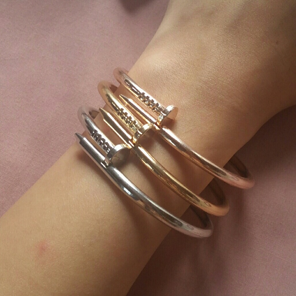 Imitation Cartier Juste Un Clou oval nail bracelet