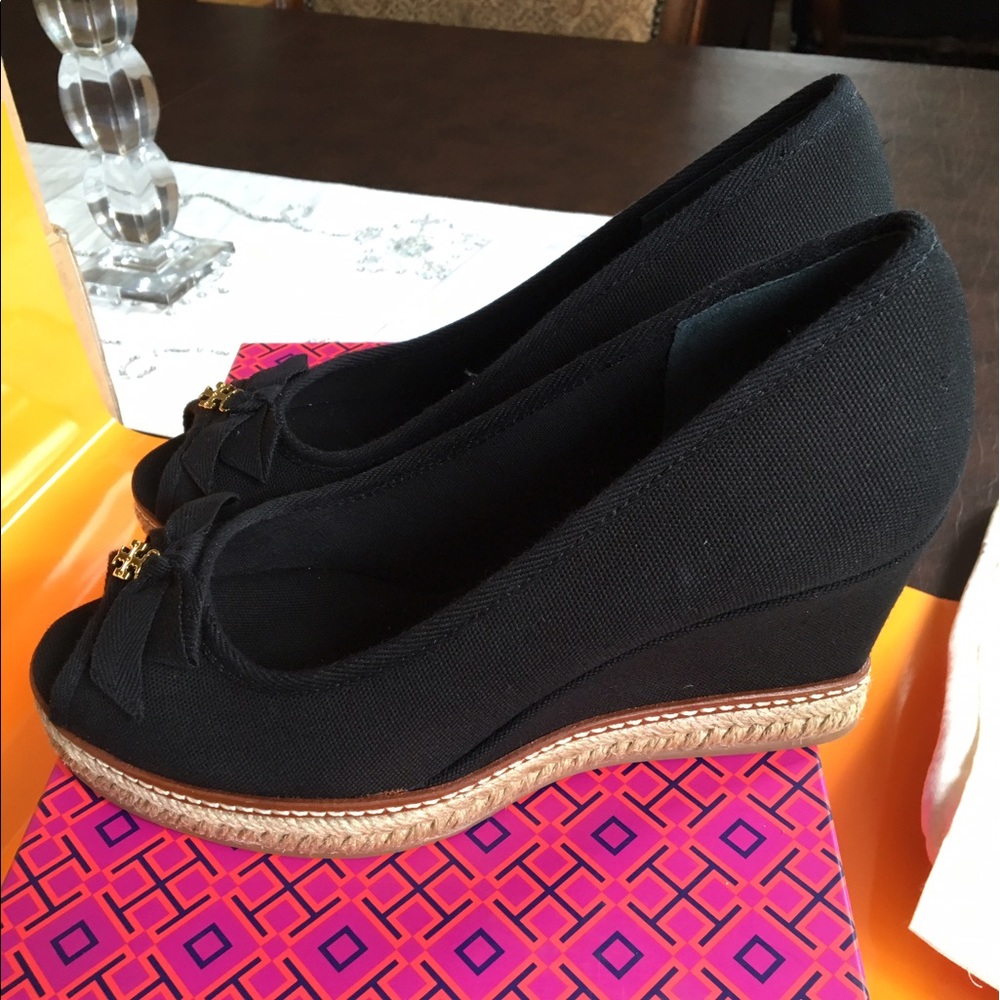 Brand new in box Tory Burch wedge