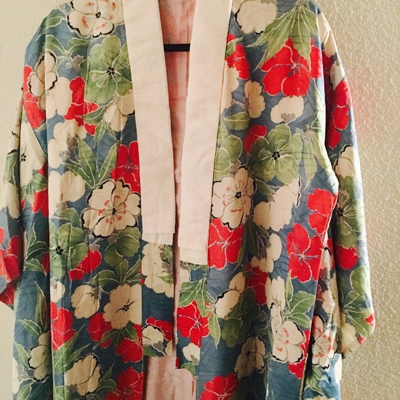 Vintage Japanese Silk Ladies Nagajuban / Kimono OS - Picture 3 of 8